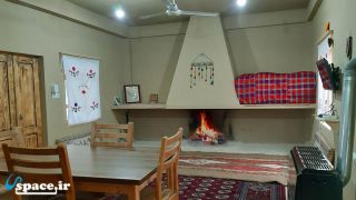 اتاق طبقه بالا اقامتگاه بوم گردی ریگ چشمه - روستای ریگ چشمه فاضل آباد استان گلستان